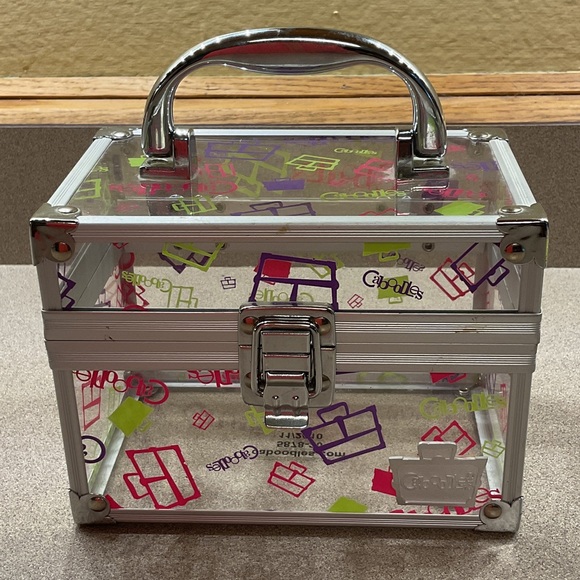 Caboodles - Picture 1 of 6
